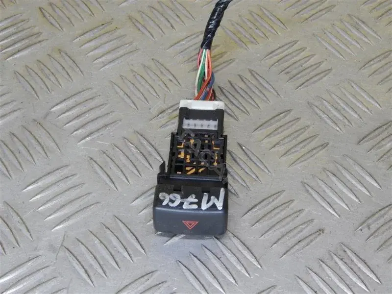 Кнопка аварийки 98078