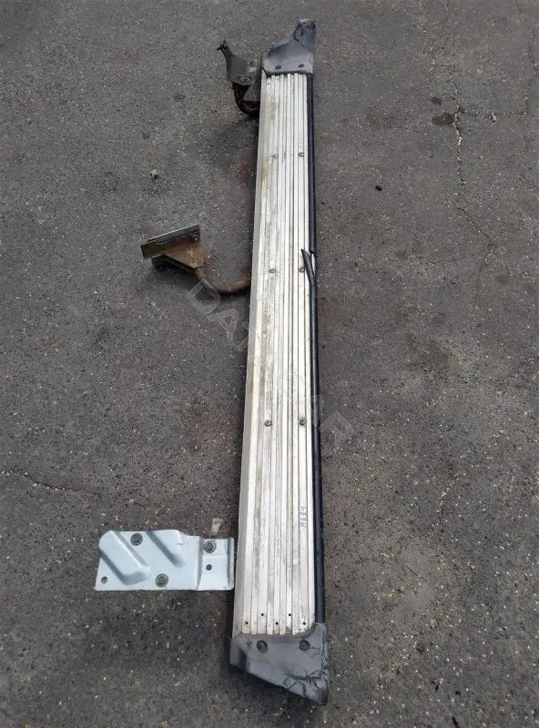 Подножка 961102S700