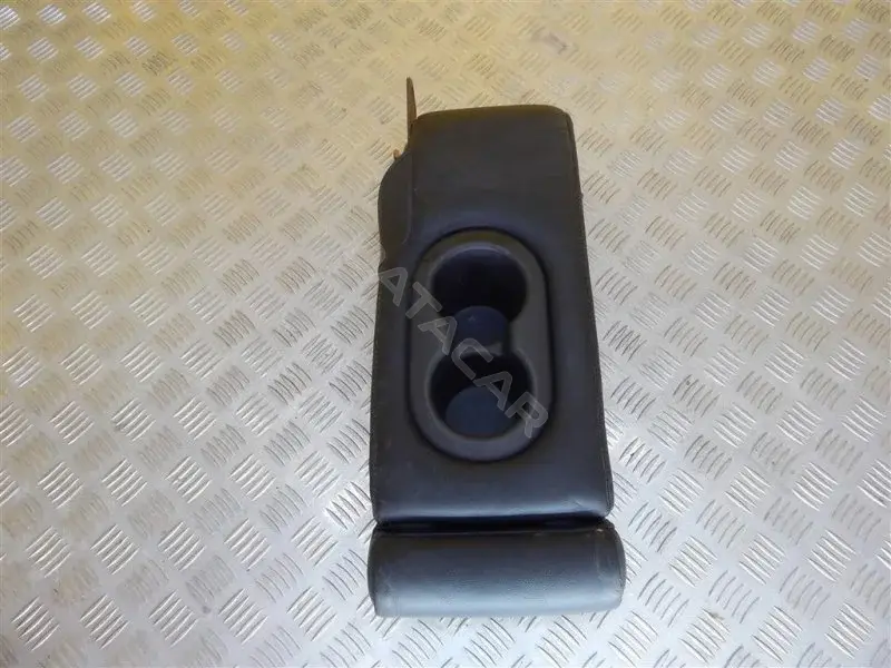 Подлокотник 7283042010B0