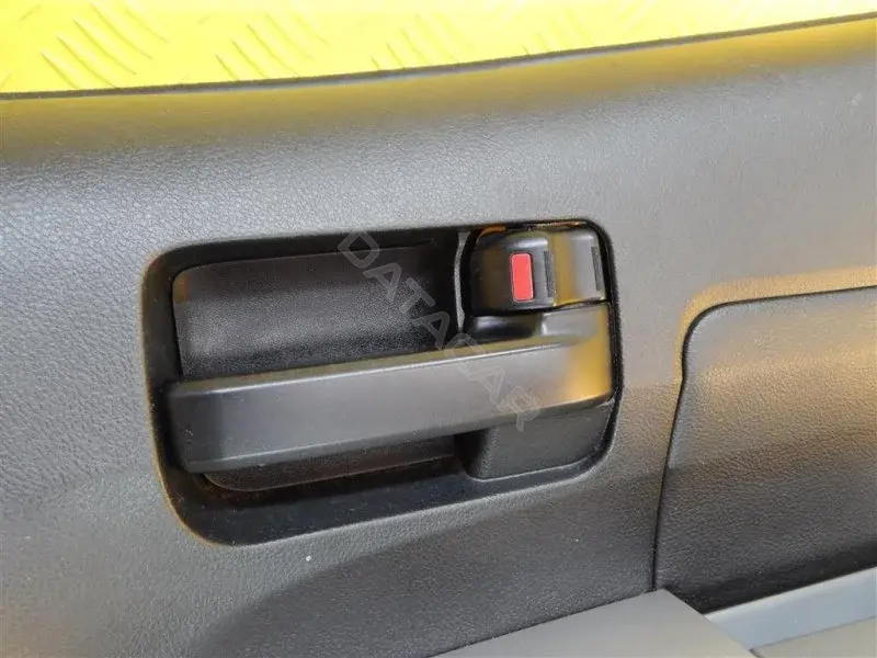 Ручка двери 692050C020
