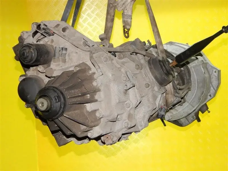 Механическая коробка передач (МКПП) 32010EB510