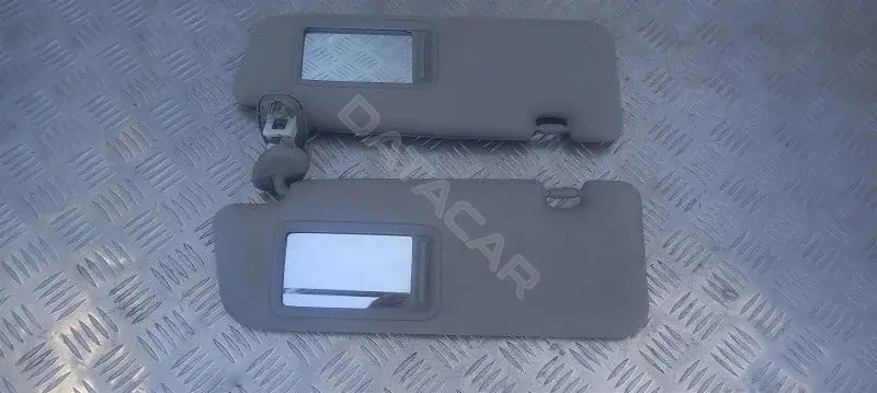 Козырек солнцезащитный 109501