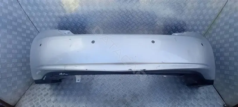 Задний бампер 109525