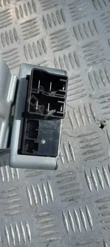 Блок управления двигателем 8965047240