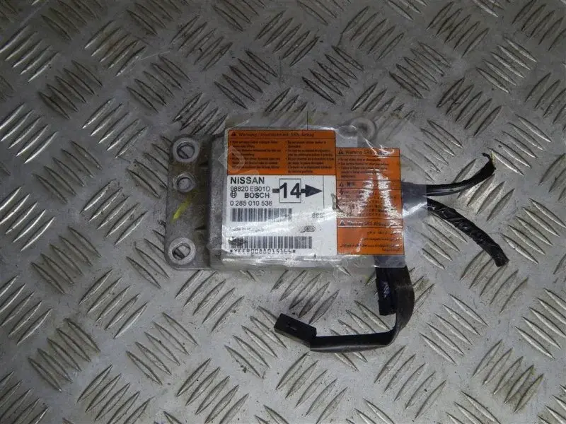 Блок управления подушками безопасности 98820EB01D