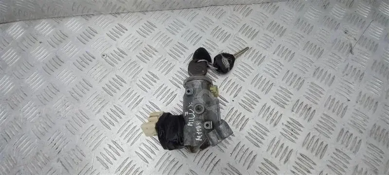 Замок зажигания 8978371010