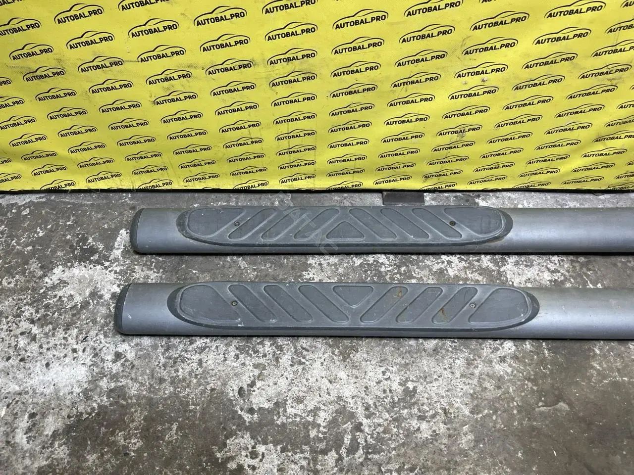 Подножка 96101EB10A