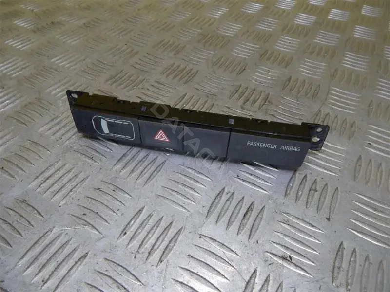 Кнопка аварийки 8002C293
