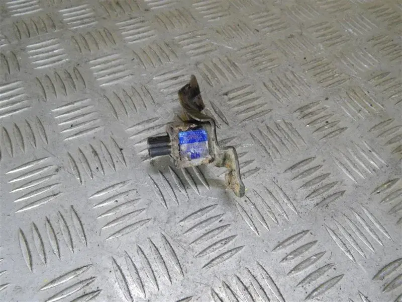 Датчик удара 8917360020