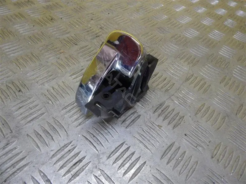 Ручка двери 80671EB32B