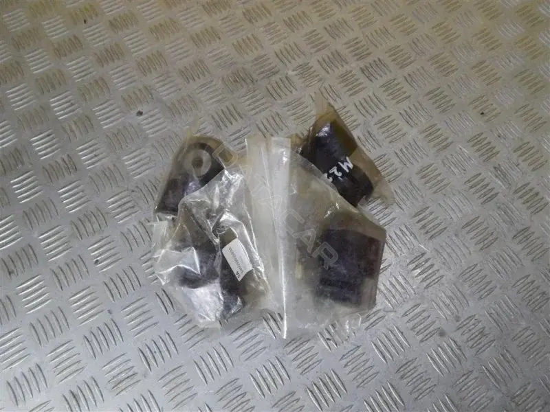Подушка рамы 955201S90A
