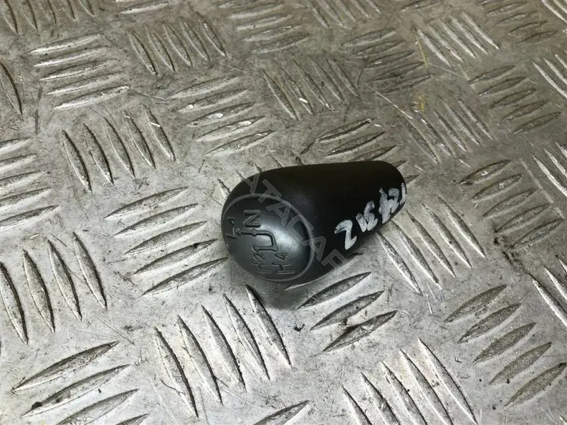 Ручка КПП 363030K020B0