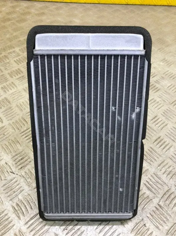 Радиатор печки 27140EB01A