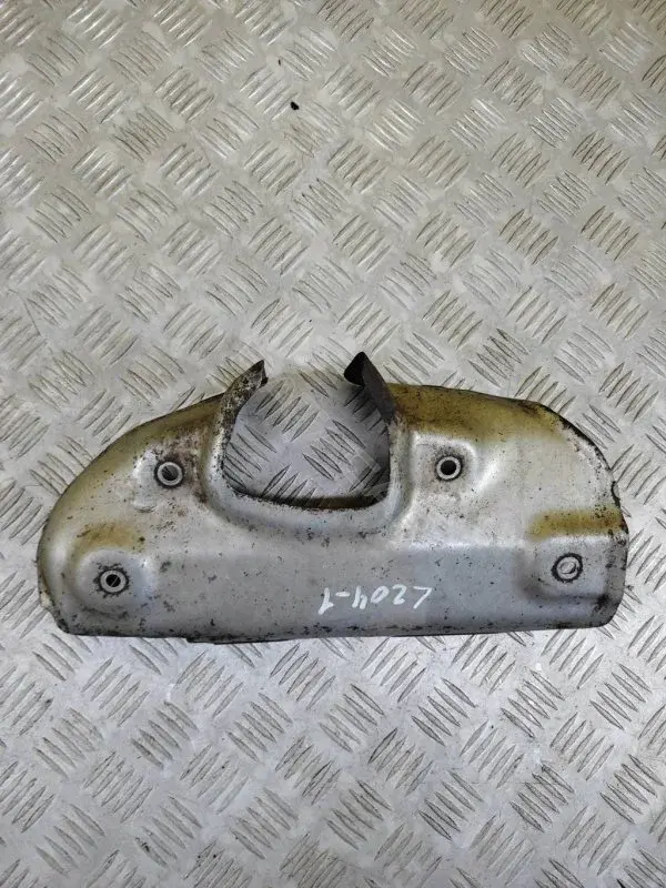 Тепловой экран глушителя 1555A153