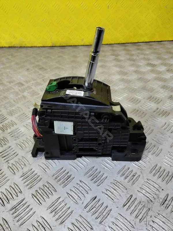 Селектор включения передачи для автоматической КПП ucb500092