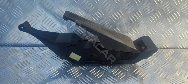 Педаль газа 125847