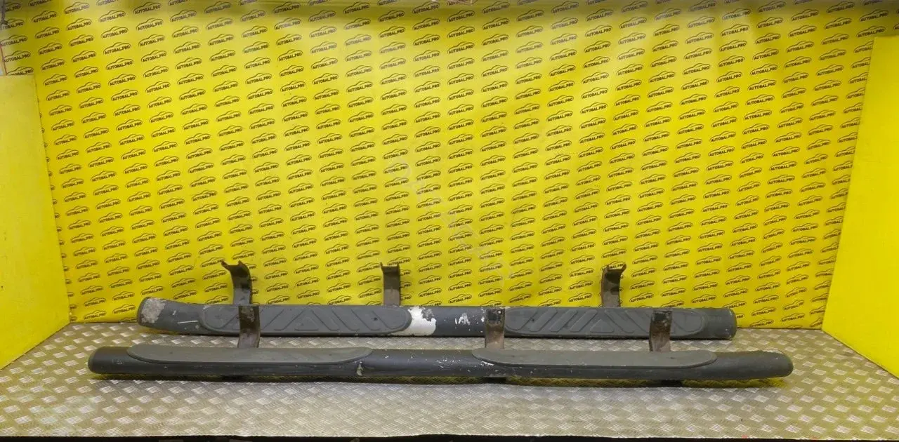 Подножка 96101EB10A