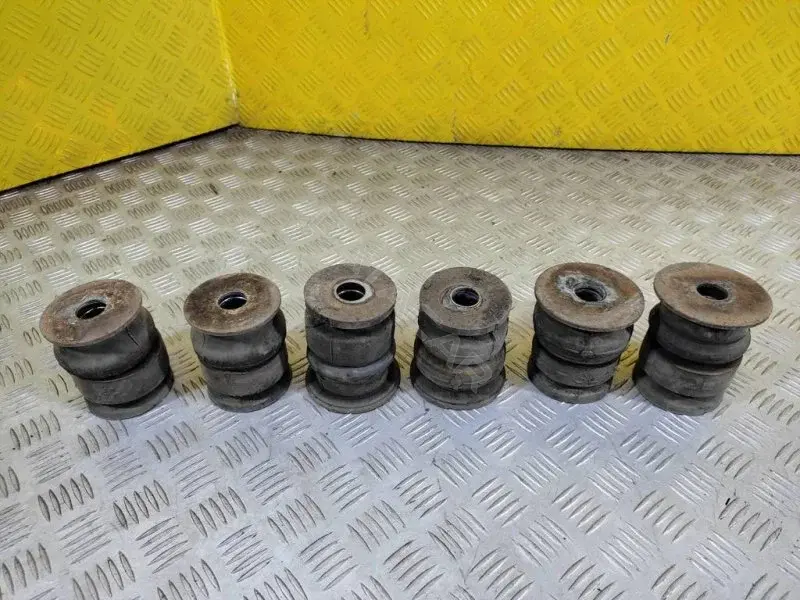 Подушка рамы 127786