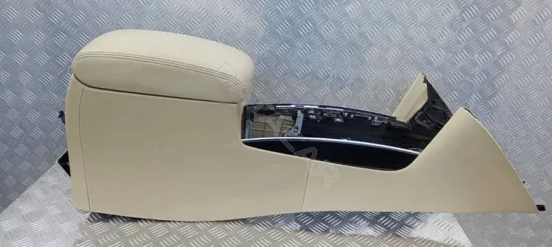 Подлокотник 127877