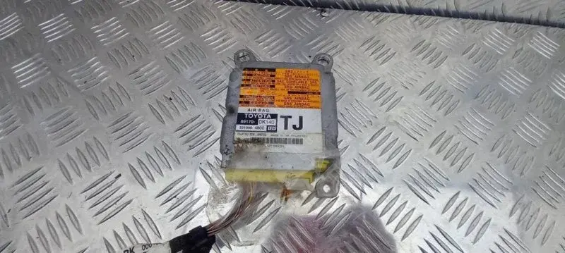 Блок управления подушками безопасности 891700K140