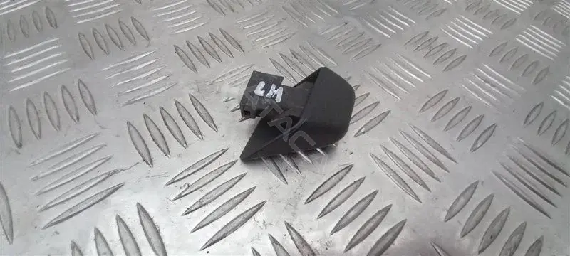 Форсунка омывателя фар 130168
