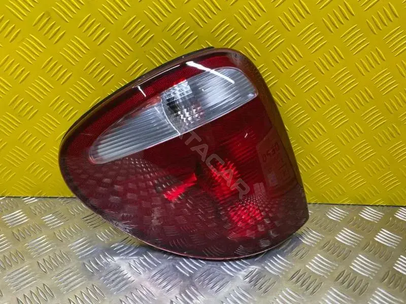 Задние фонари 04857601AH