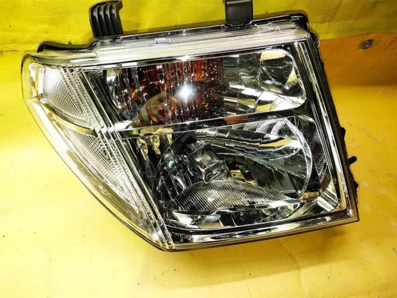 Фары 26010EB300
