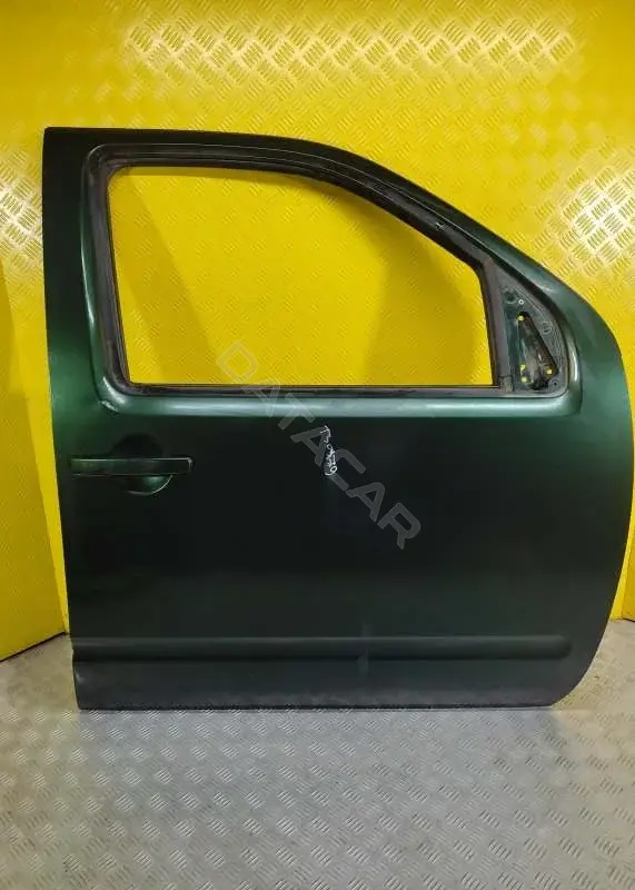 Дверь 80152EB330