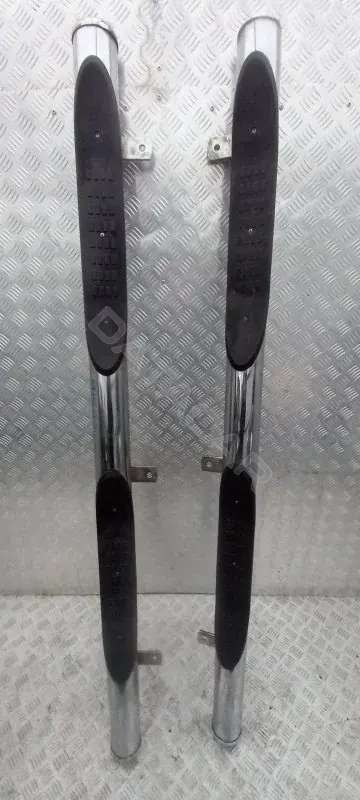 Подножка 96101EB10A