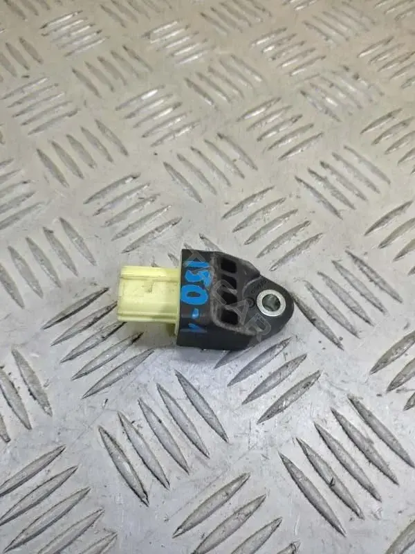 Датчик скорости 146906