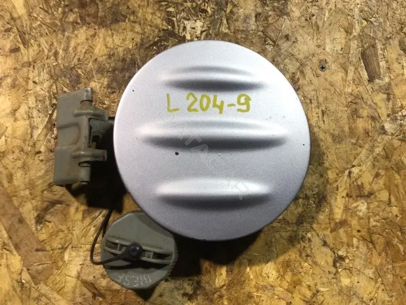 Крышка лючка топливного бака 5940A031
