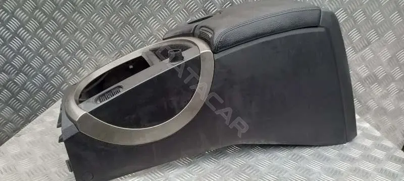 Подлокотник 147985