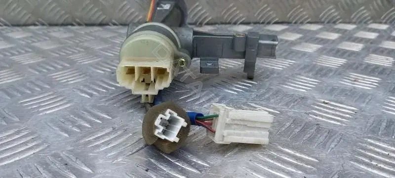 Замок зажигания 8711009030