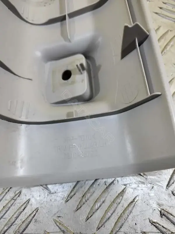 Обшивка стойки передней 7210A357ZZ