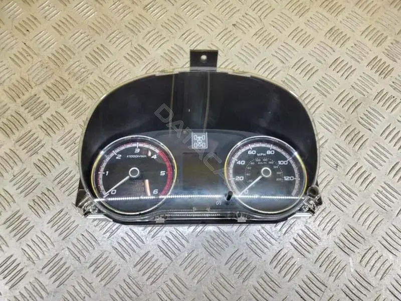 Панель приборов 8100C563