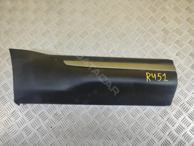 Накладка двери BJ32274A4