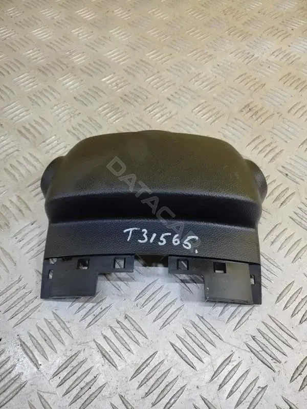 Кожух рулевой колонки P81101A98000