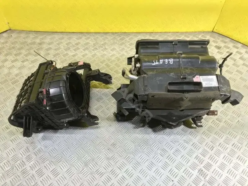 Корпус отопителя (печки) 7802A145