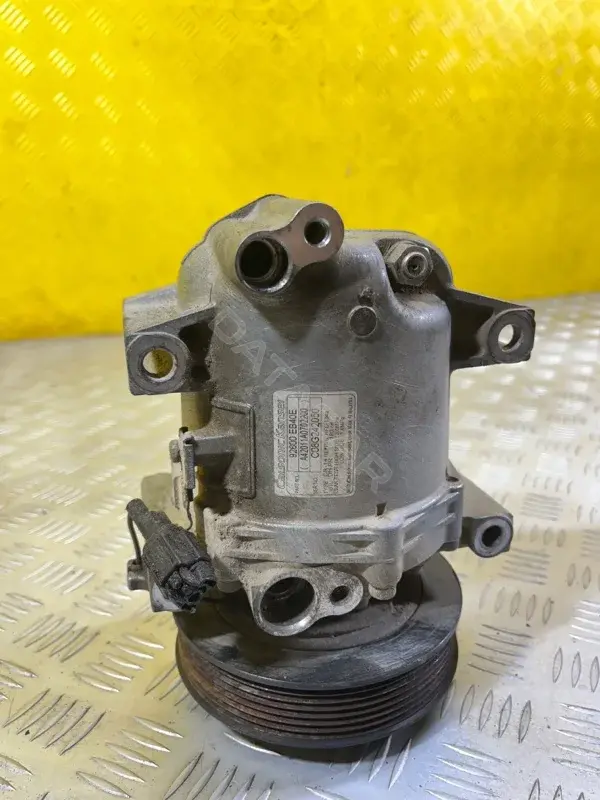 Компрессор кондиционера 92600EB40E