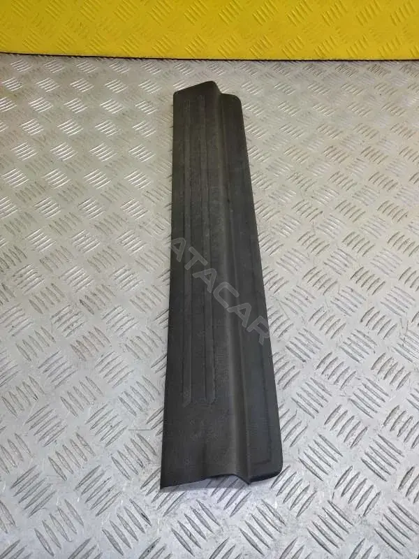 Накладка на порог 7656A250ZZ