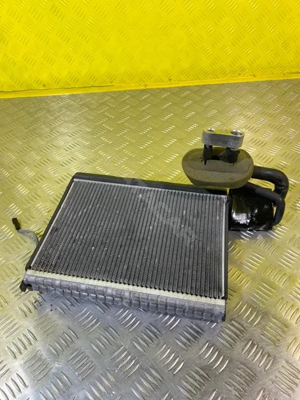 Испаритель кондиционера JQB500010