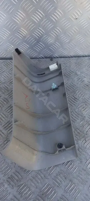 Обшивка багажника 84926EA004