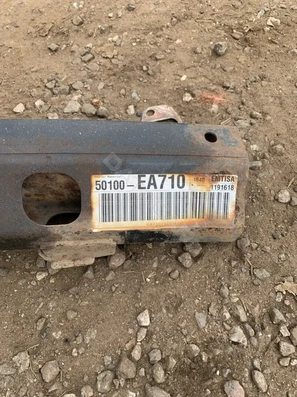 Усилитель бампера 50100EA710