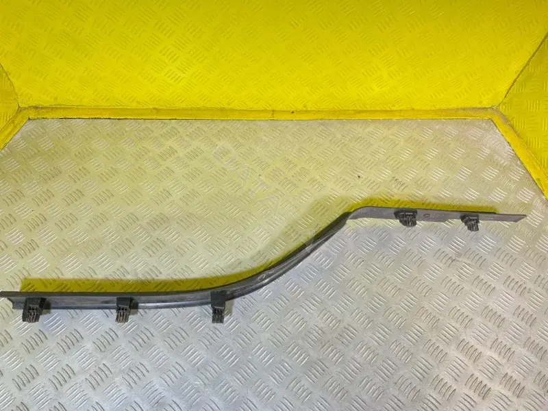 Накладка на порог 1DX72TRMAB