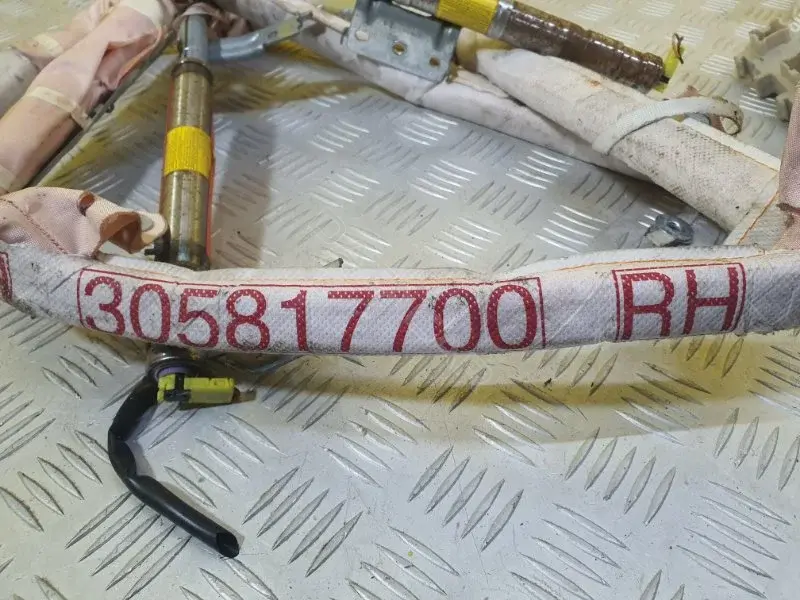 Подушка безопасности 305817700