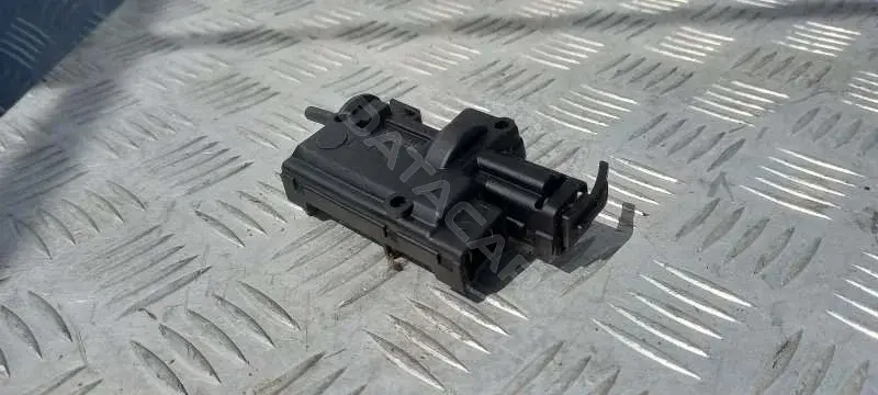 Замок лючка топливного бака 78850EB300