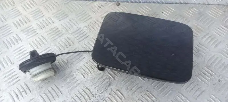 Крышка лючка топливного бака 78830EB330