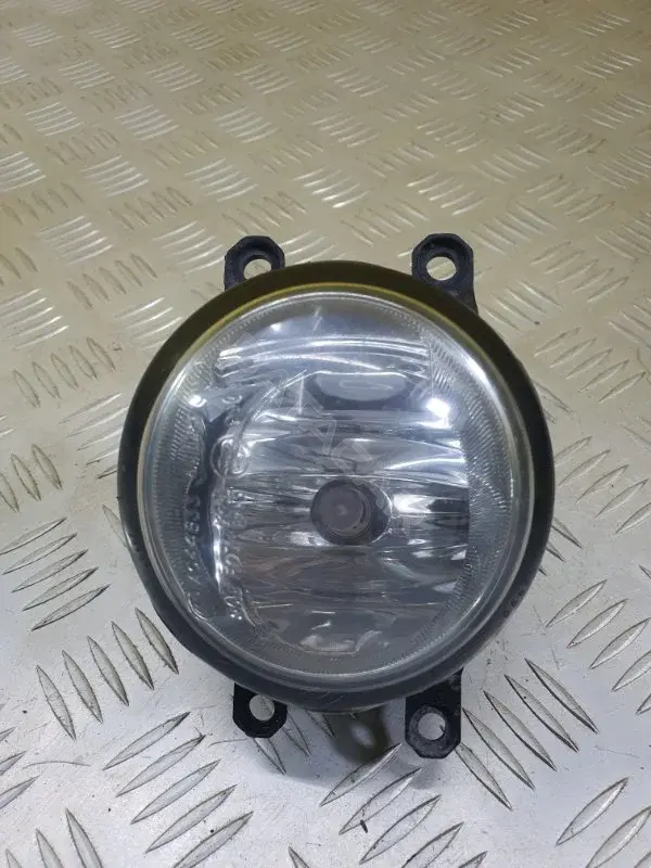 Противотуманные фары 812100W050
