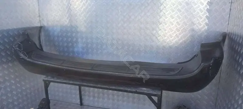Задний бампер 5018631AA