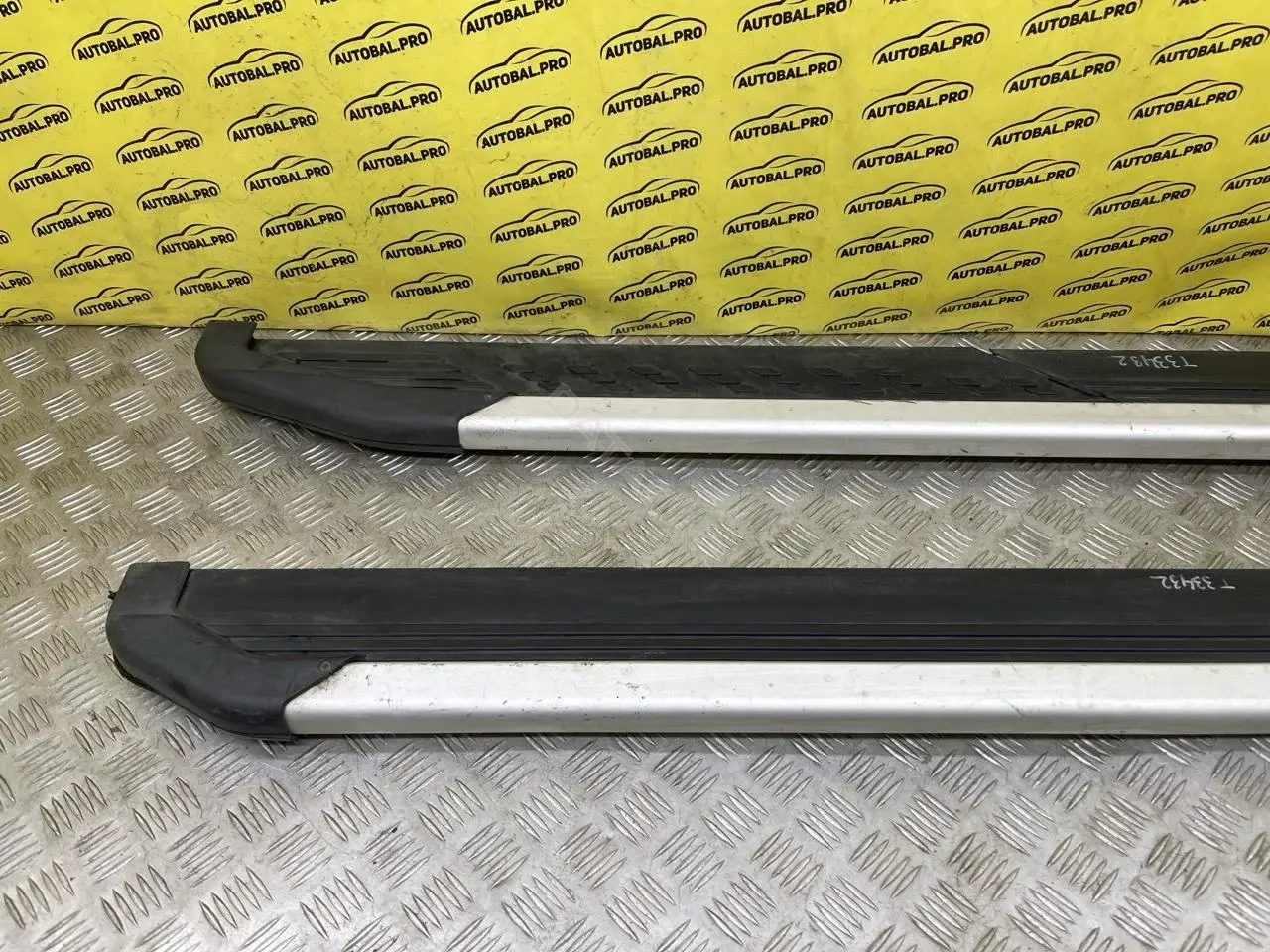 Подножка 96100EA500